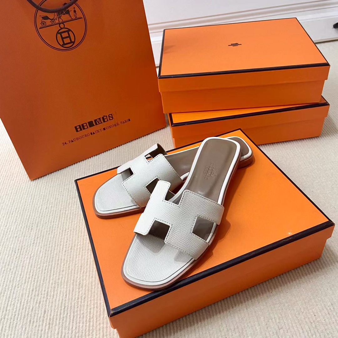 에르메스 올수공 오란 슬리퍼 샌들 앱송 92